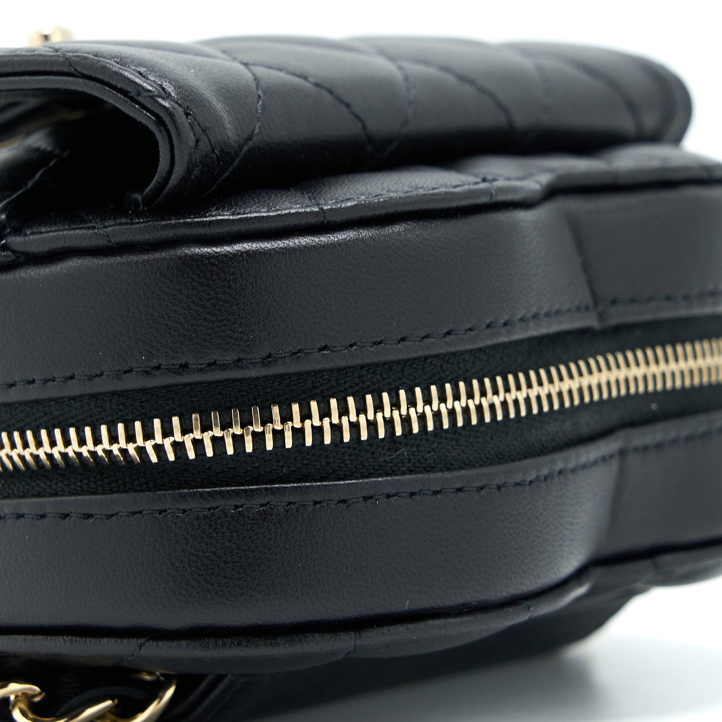 CHANEL 22S Heart Belt Bag Lambskin Black L