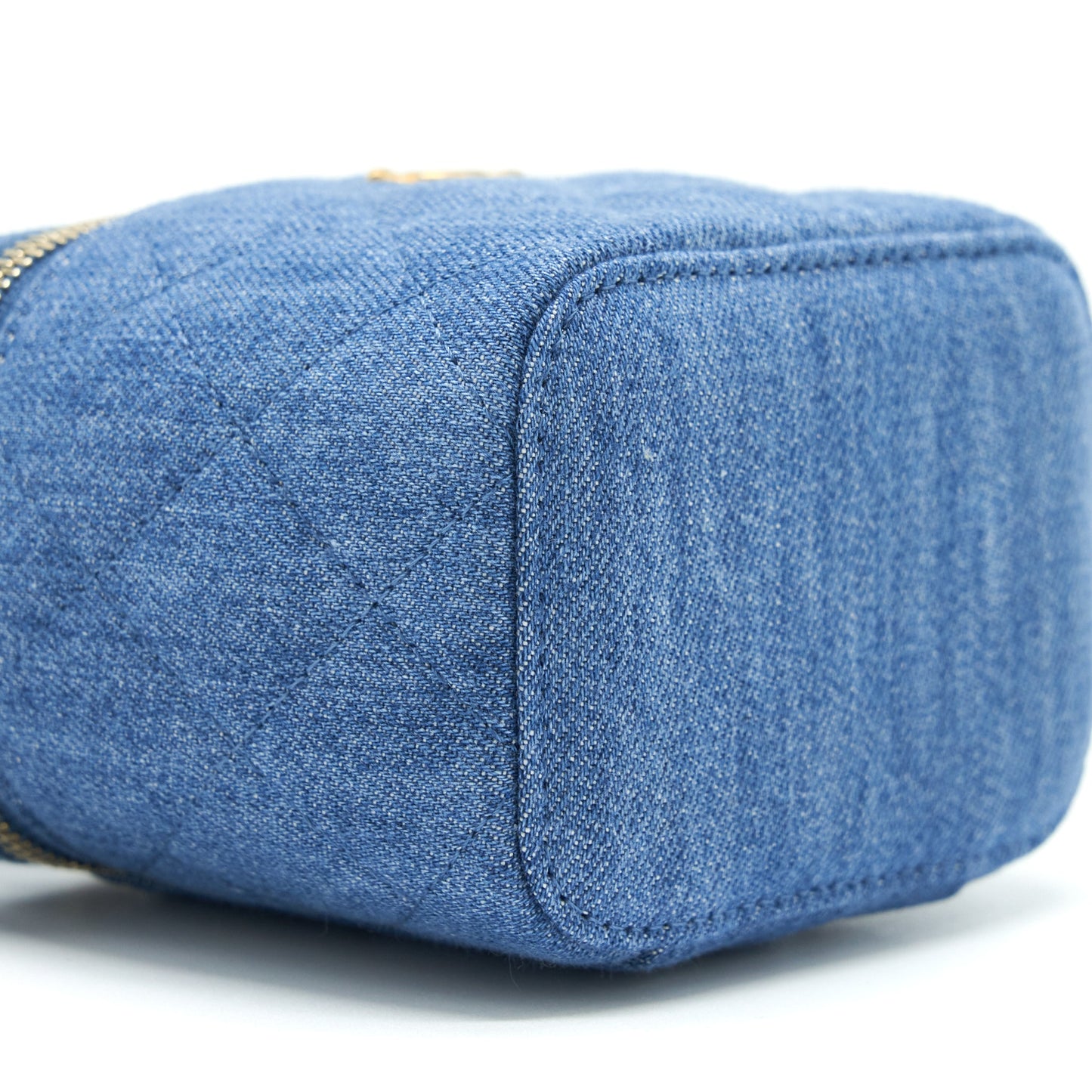 Chanel 22C Pearl Crush Mini Vanity With Chain Denim Blue