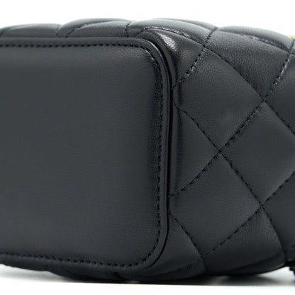 Chanel Pearl Crush Mini Vanity Case Lambskin Black L