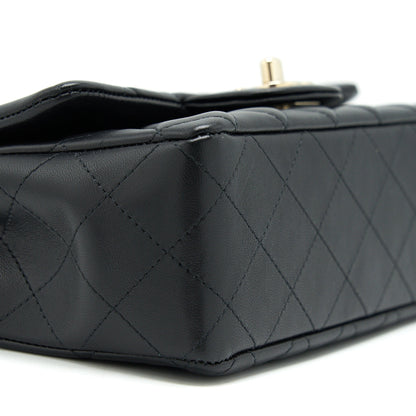 Chanel mini Rectangular Flap Bag Lambskin black L