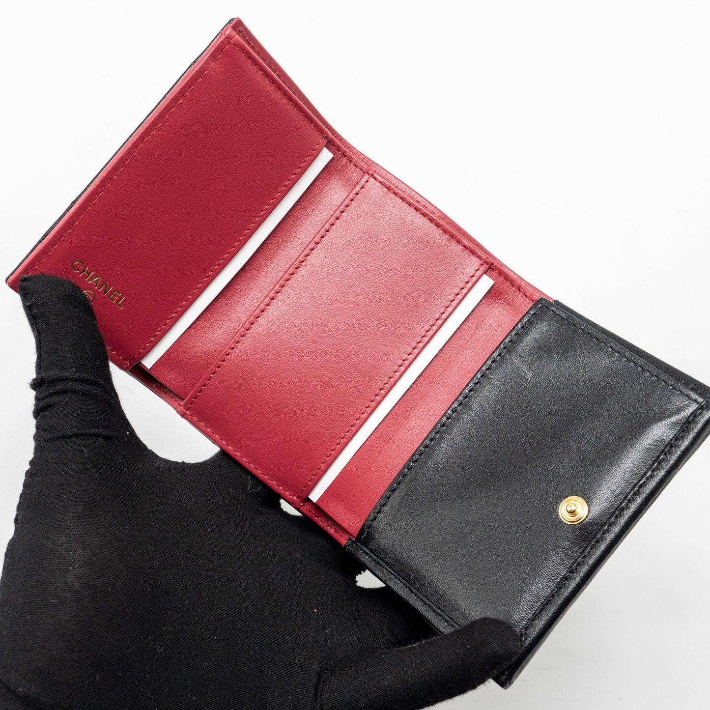 Chanel 19 compact wallet lambskin black  (microchip)