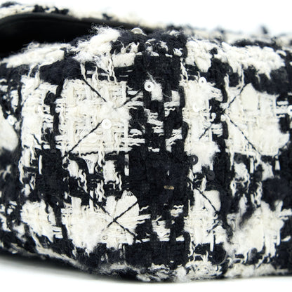Chanel Classic Double Flap Bag Tweed Black/White