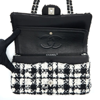 Chanel Classic Double Flap Bag Tweed Black/White