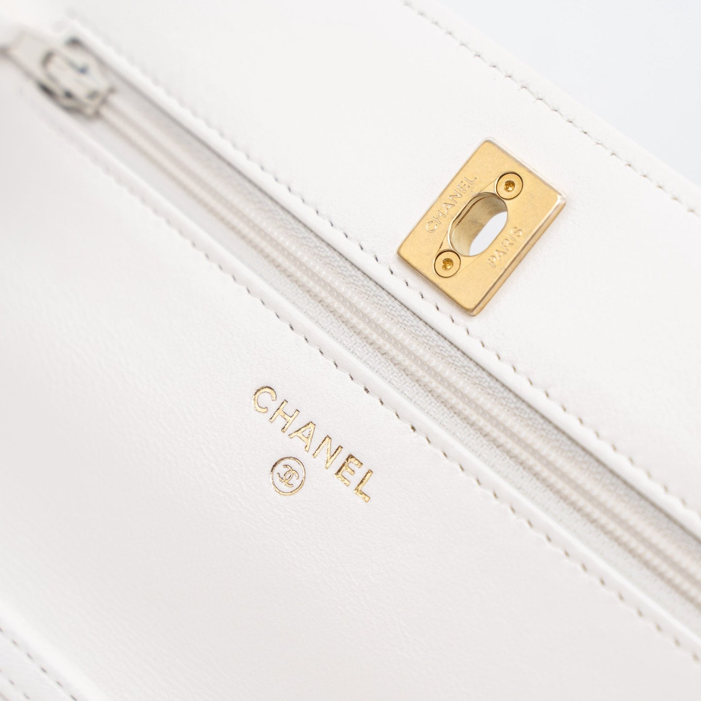 Chanel Pearl Crush Wallet on Chain Lambskin White Brushed  (Microchip)