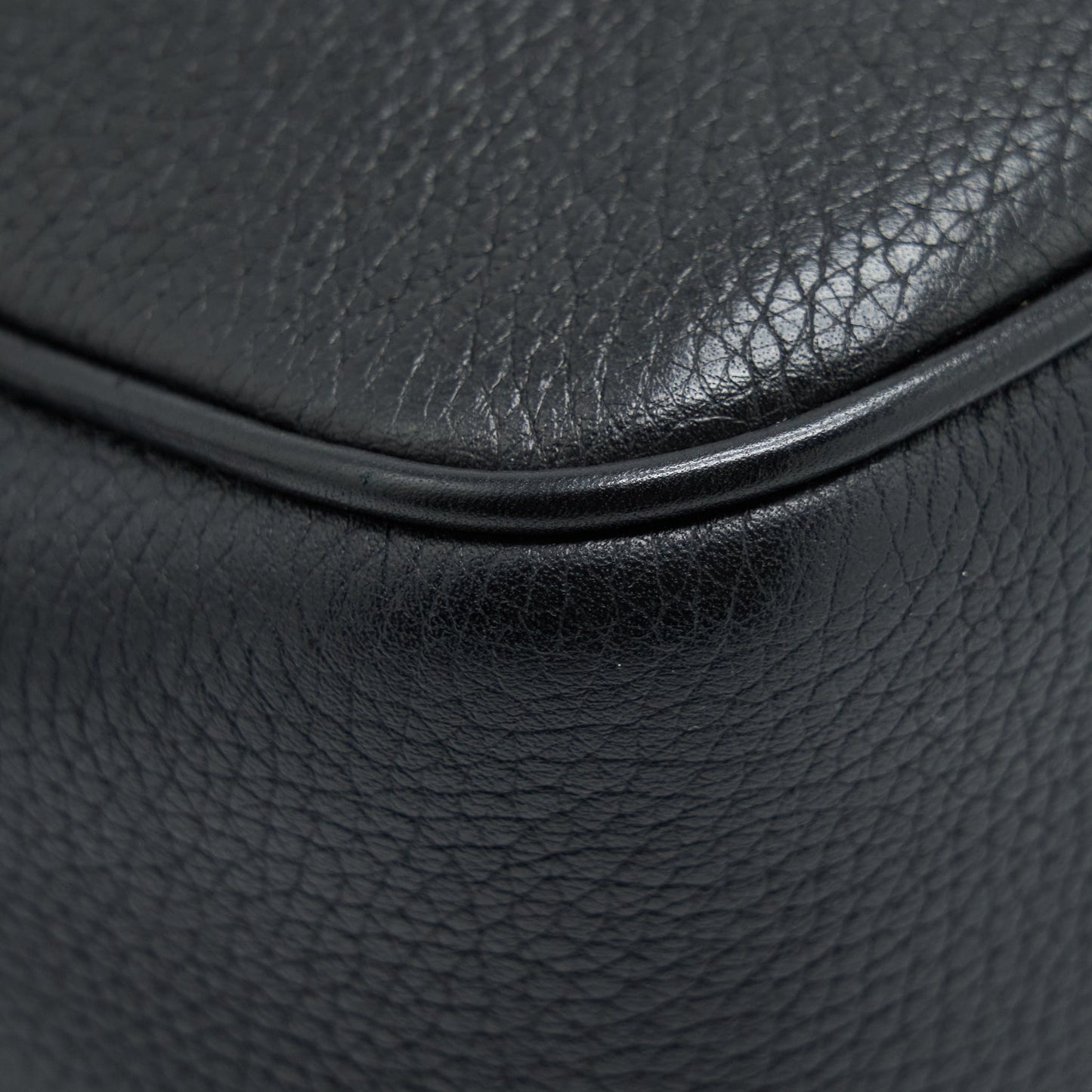 Gucci Disco Camera Bag Calfskin Black L