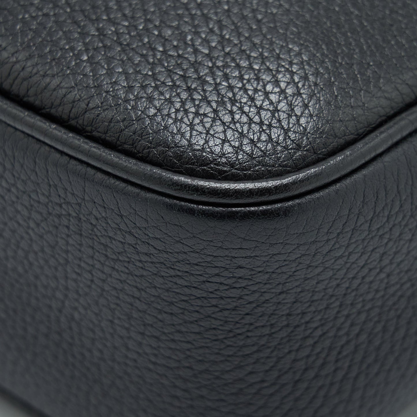 Gucci Disco Camera Bag Calfskin Black L