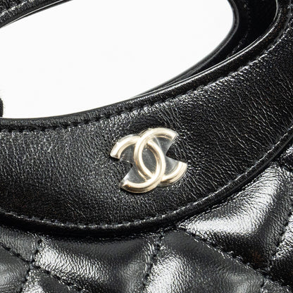 CHANEL Mini 31 Clutch With Chain Shiny Lambskin Black L (Microchip)