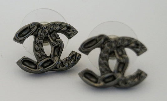 CHANEL Earrings CC Silver - Chanel Clip - Chanel CC Earrings