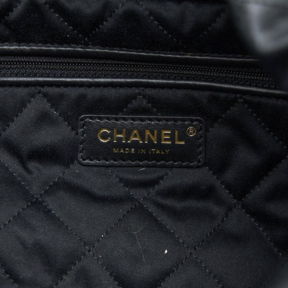 Chanel Medium 22 Bag White Letter Shiny Calfskin Black  (Microchip)