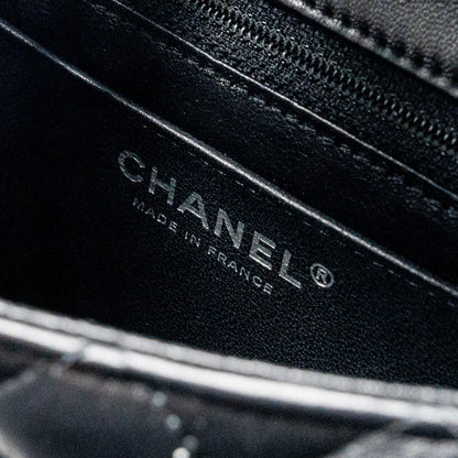 Chanel mini square Flap bag lambskin black