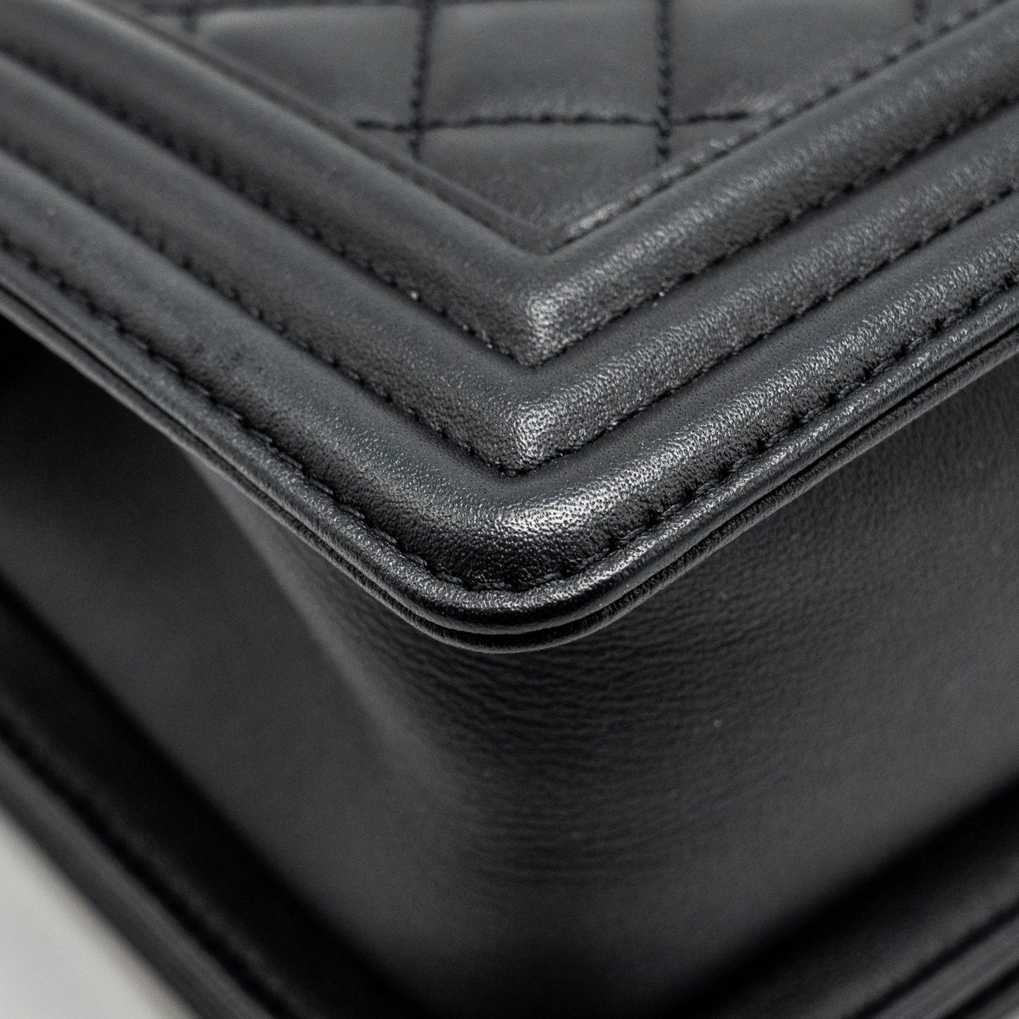 Chanel Small Boy Bag Calfskin Black  (microchip)