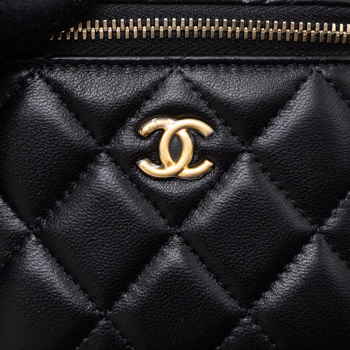 Chanel Pearl Crush Mini Vanity with Chain Lambskin Black Brushed  (Microchip)