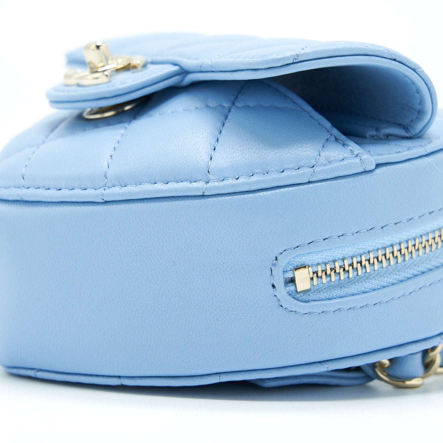 Chanel 22S Heart Belt Bag Lambskin Light Blue L