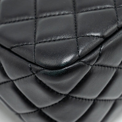Chanel 22B Pearl Crush Hobo Bag Lambskin BLACK  (Microchip)