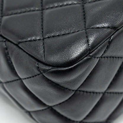 Chanel 22B Pearl Crush Hobo Bag Lambskin BLACK  (Microchip)