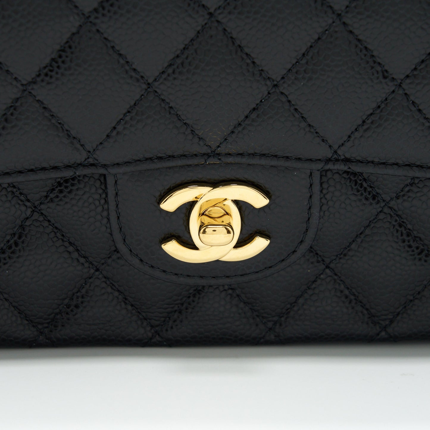 Chanel Medium Classic Flap bag Caviar Black