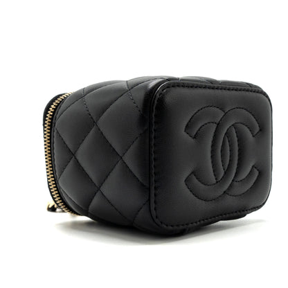 Chanel Pearl Crush Mini Vanity Case Lambskin Black L(microchip)