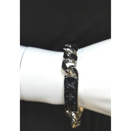 LOUIS VUITTON Monogram Chain Bracelet Silver
