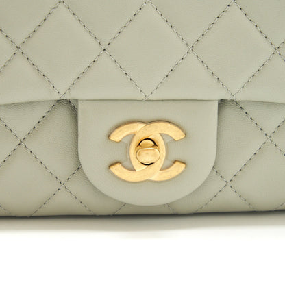 Chanel 22C light Pearl Crush mini Flap Bag Lambskin light Grey
