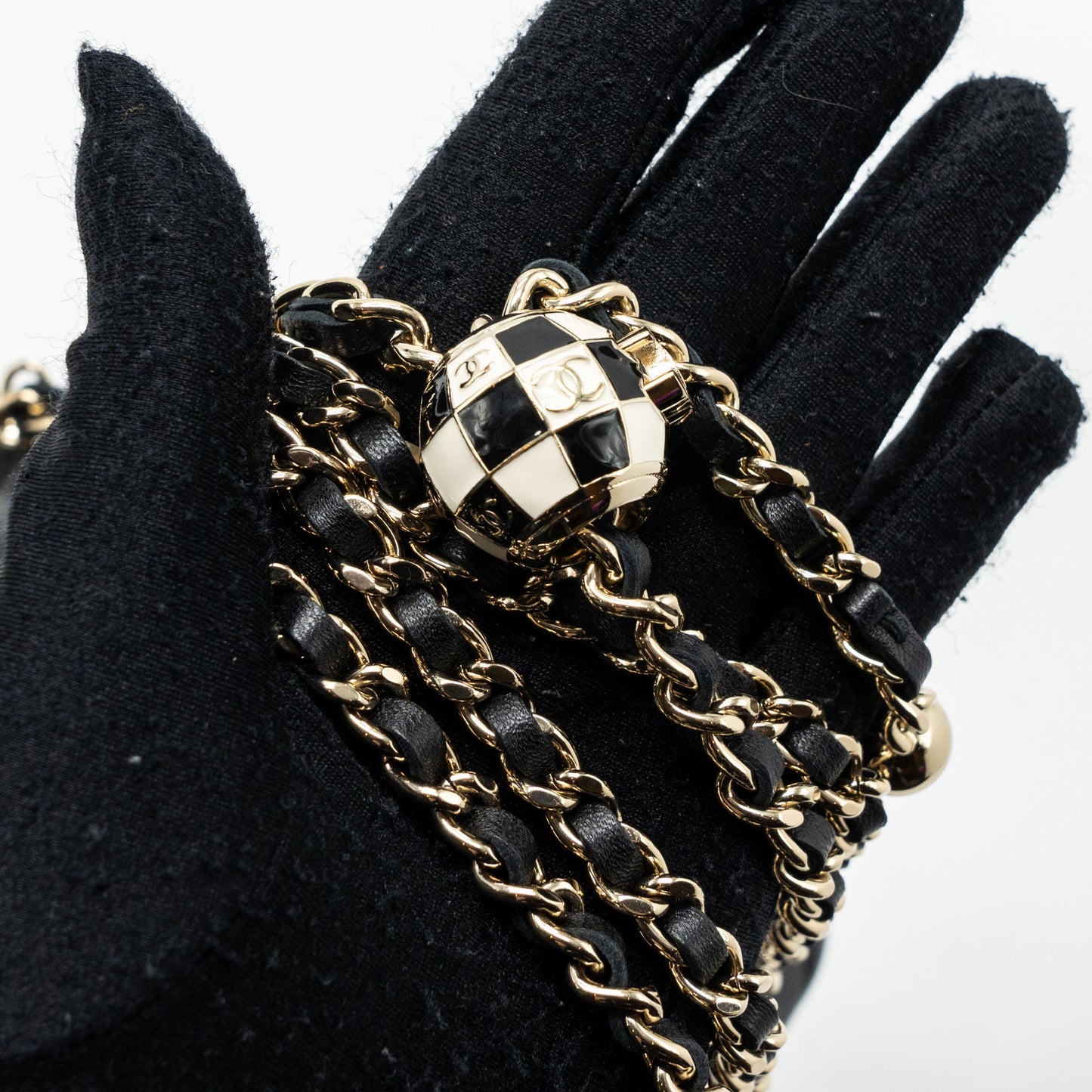 Chanel Pearl Crush Mini Vanity Case Lambskin Black L(microchip)
