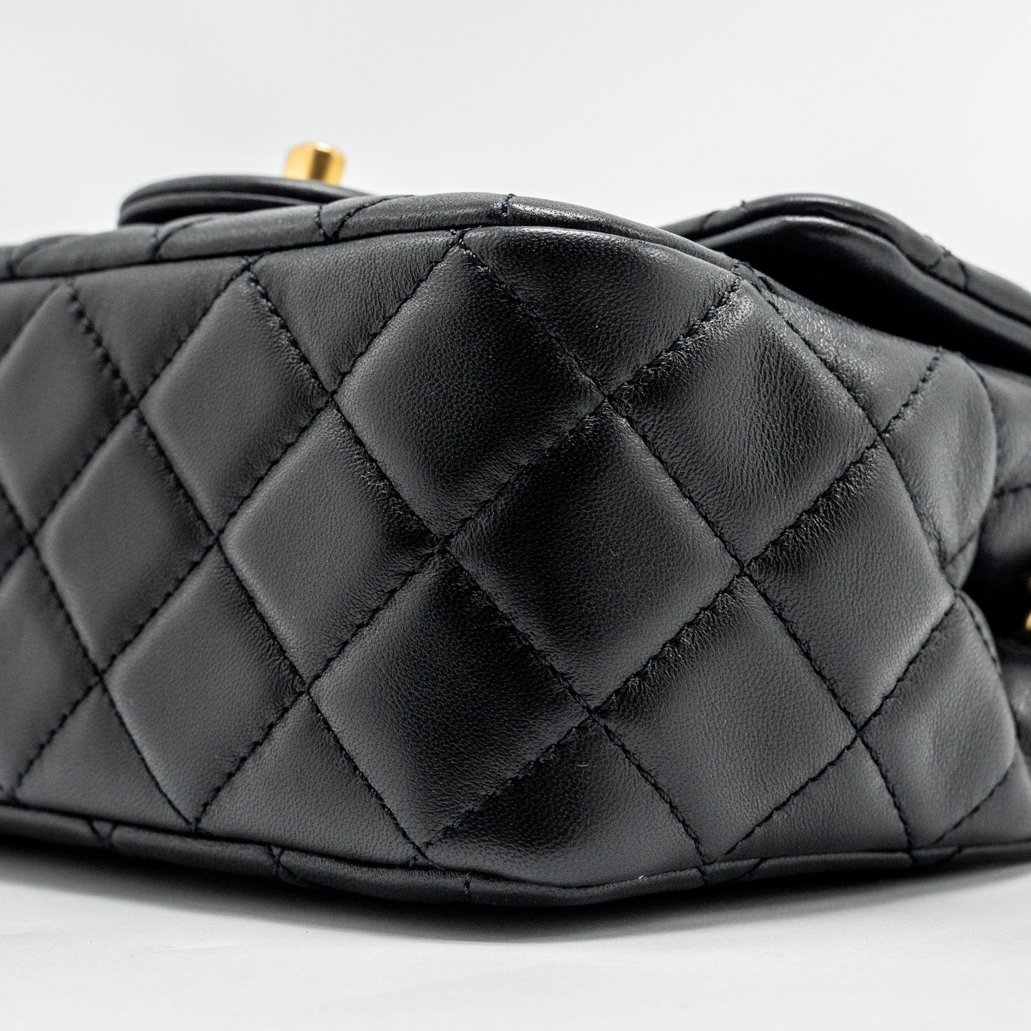 Chanel Pearl Crush Mini Square  Flap Bag Lambskin Black  (microchip)