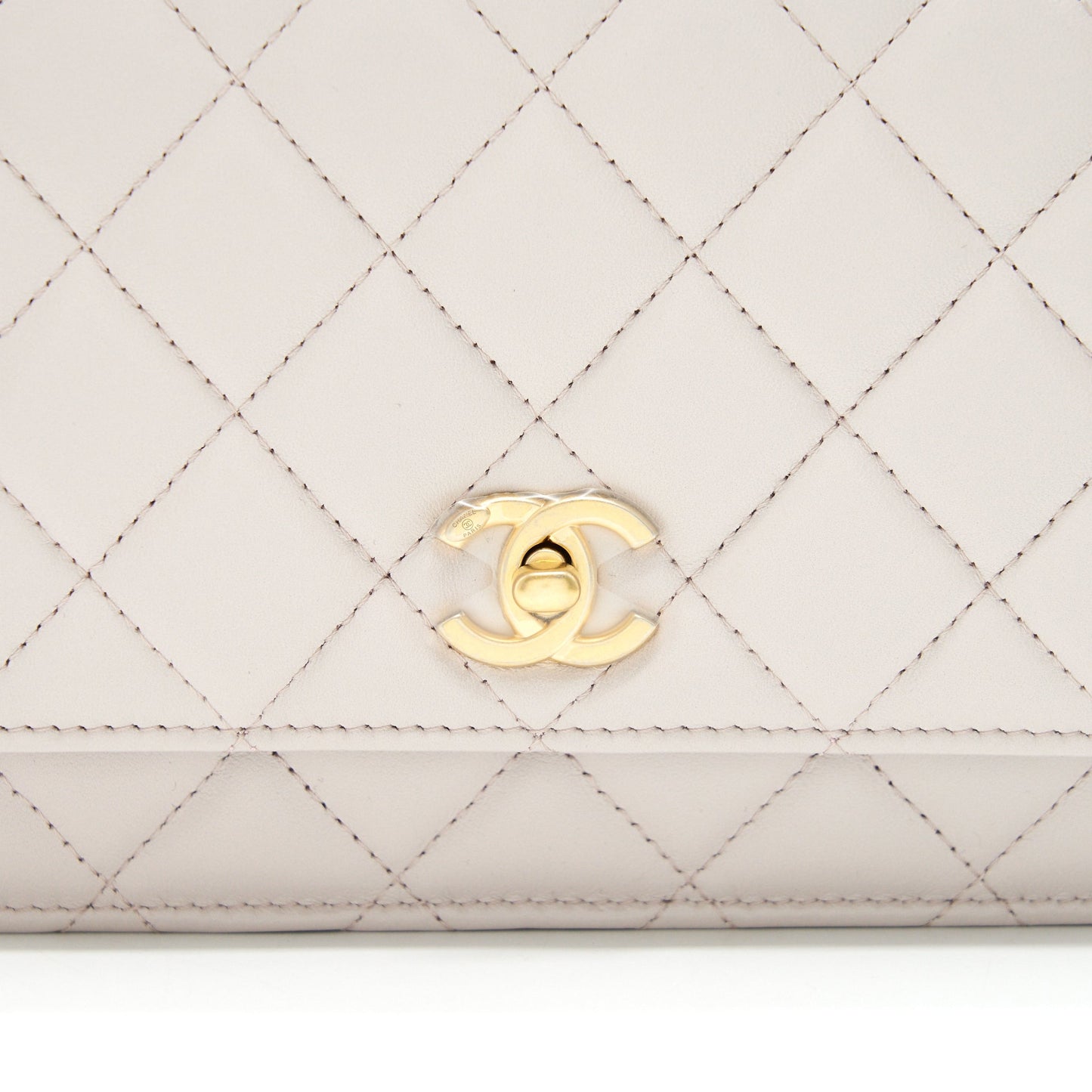Chanel Pearl Crushed Pearl Wallet On Chain Lilac