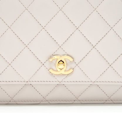 Chanel Pearl Crushed Pearl Wallet On Chain Lilac