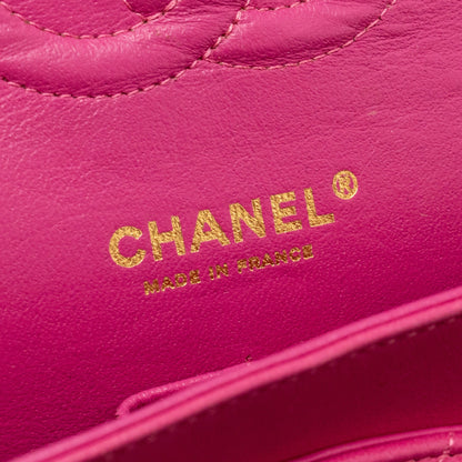 Chanel Medium chevron Classic Double flap bag lambskin pink