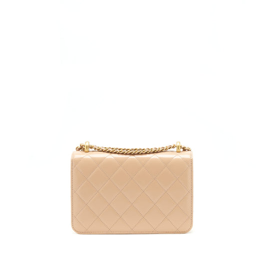 Chanel 21A Gold Crush Flap Bag Calfskin beige