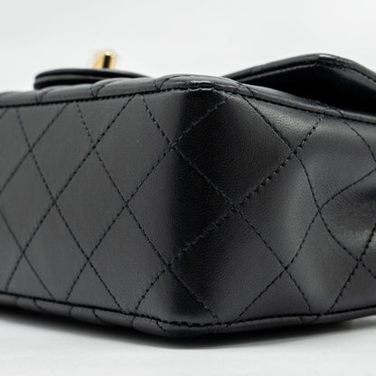 Chanel Mini Rectangular Flap Bag Lambskin Black L (microchip)