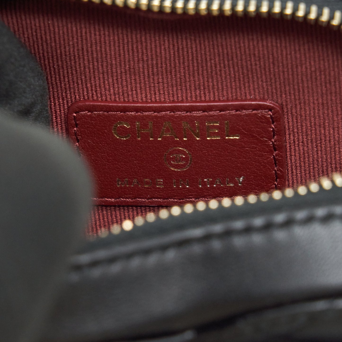 Chanel 22S Heart Belt Bag Lambskin Black L