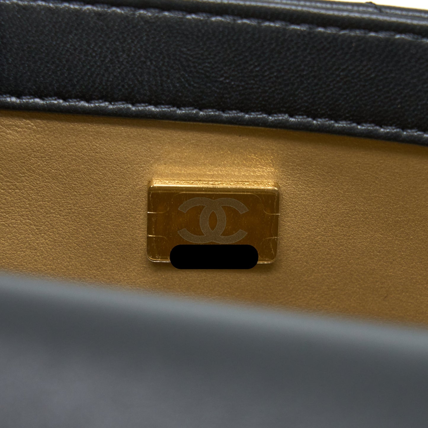 Chanel 23C Pearl Crush Mini Square Flap Bag Lambskin Black L (Microchip)
