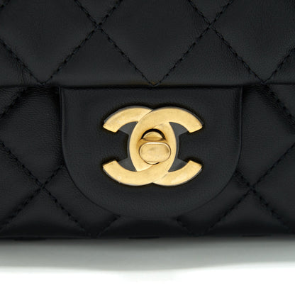 Chanel 22C pearl crush mini Rectangular Lambskin Black