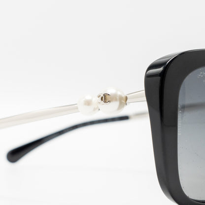 Chanel pearl decorated sunglasses black