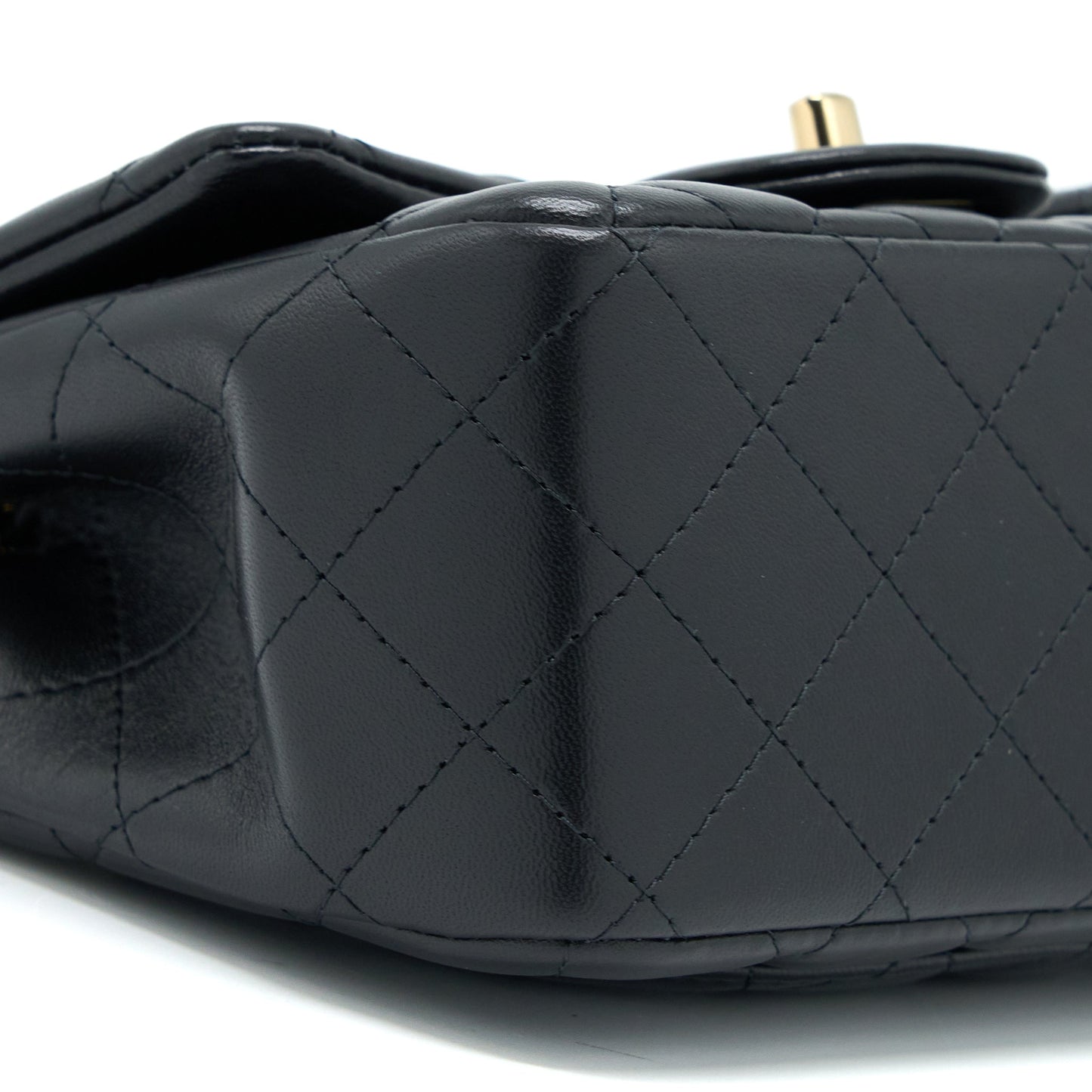 Chanel Mini Square Flap Bag Lambskin Black L (Microchip)