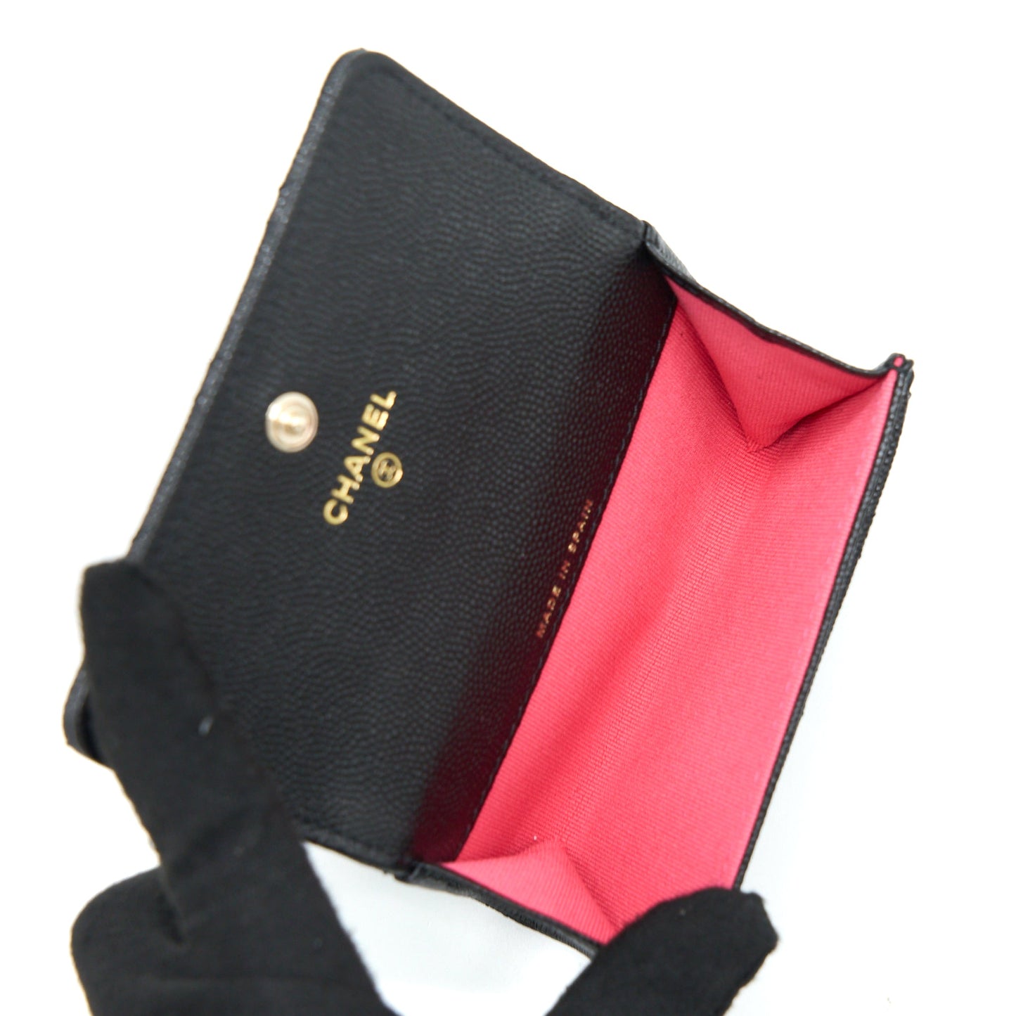 Chanel 23P Detailed Logo Flap Card Holder Caviar Black L (Microchip)