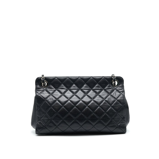 CHANEL QUILTED LEATHER TOTE BAG WITH CHAIN IN CARVIAR BLACK