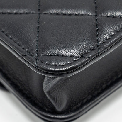 Chanel Pearl Crush mini flap wallet with chain lambskin black  (microchip)