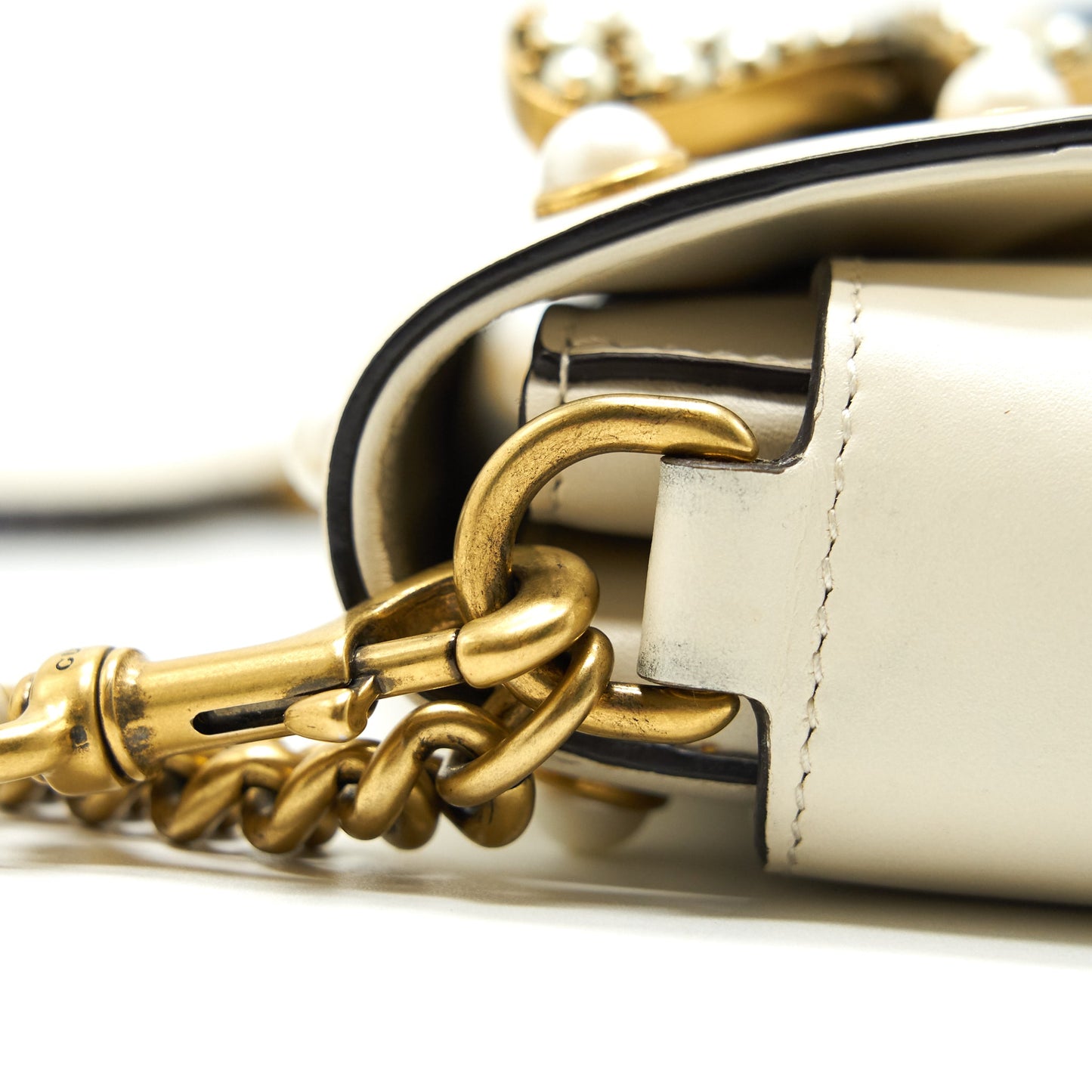 Gucci Embellished Broadway Bee Bag White