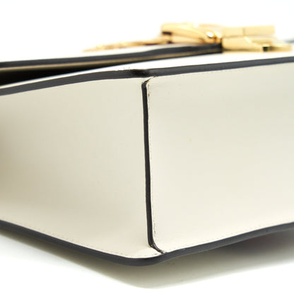 GUCCI SMALL SYLVIE BAG IN WHITE
