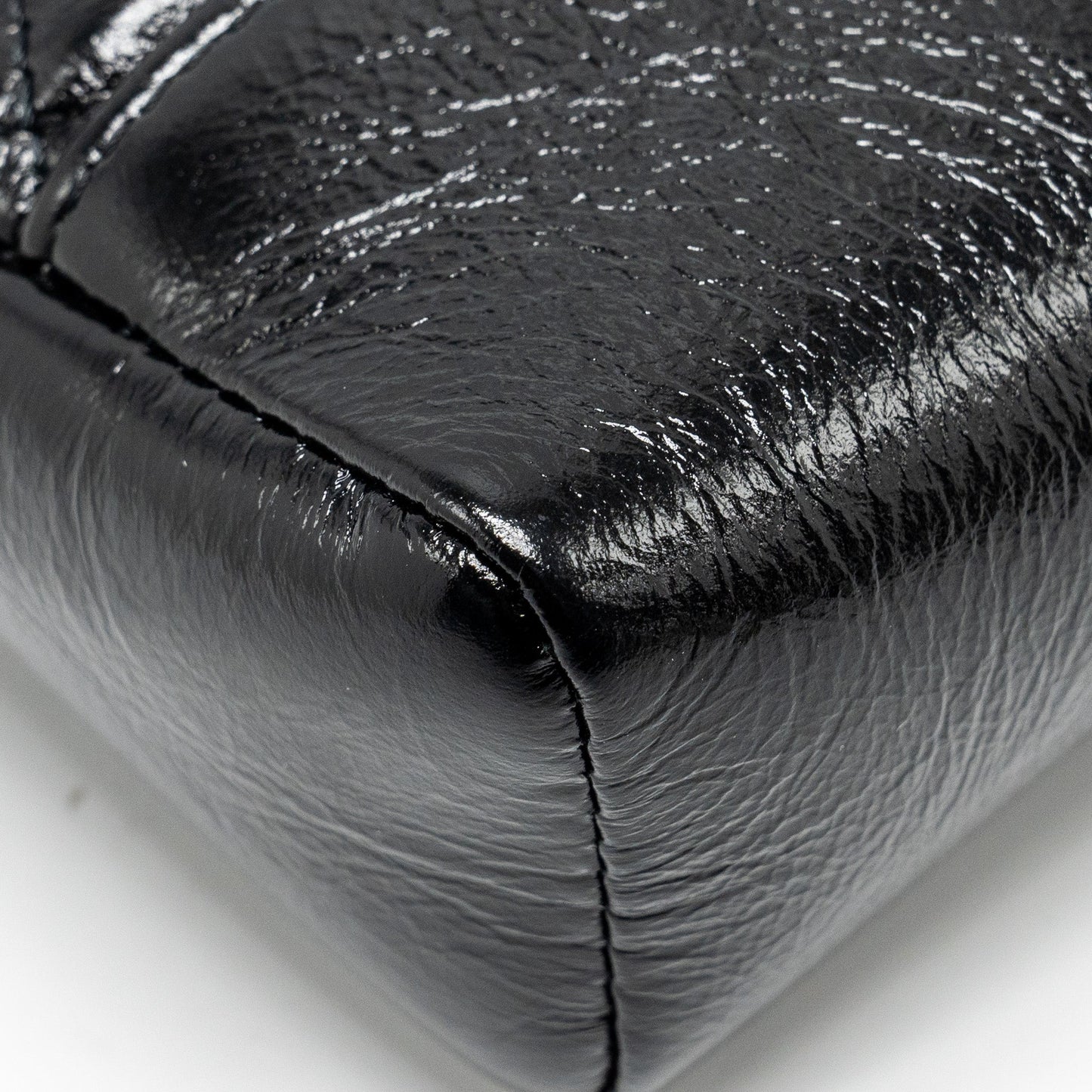 Chanel mini 31 bag shiny calfskin black L (microchip)
