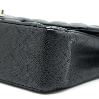 CHANEL MEDIUM CLASSIC DOUBLE FLAP CAVIER