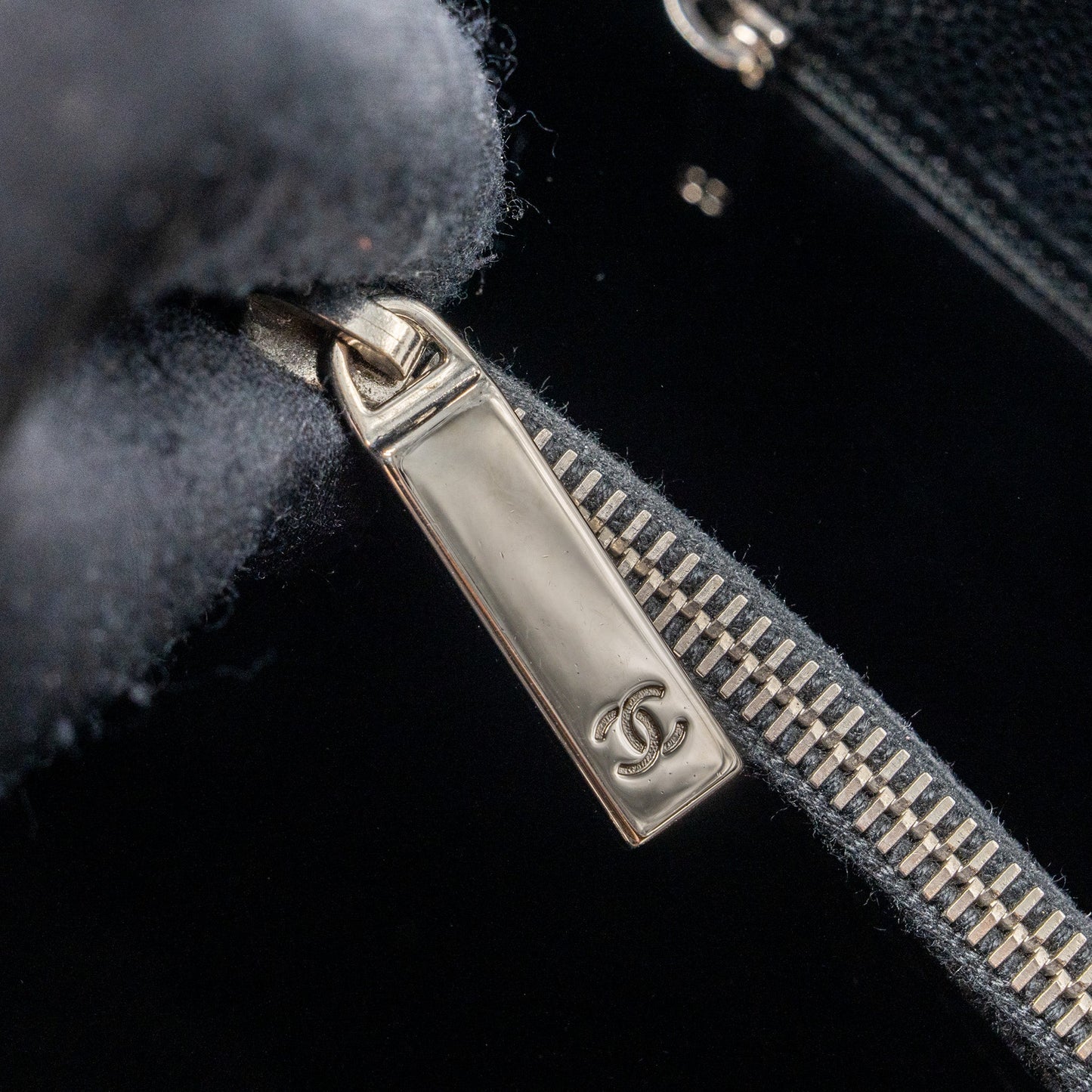 Chanel grand shopping tote bag caviar black