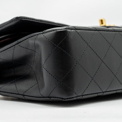 Chanel Medium Classic Double Flap Bag Lambskin Black  (microchip)
