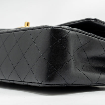 Chanel Medium Classic Double Flap Bag Lambskin Black  (microchip)