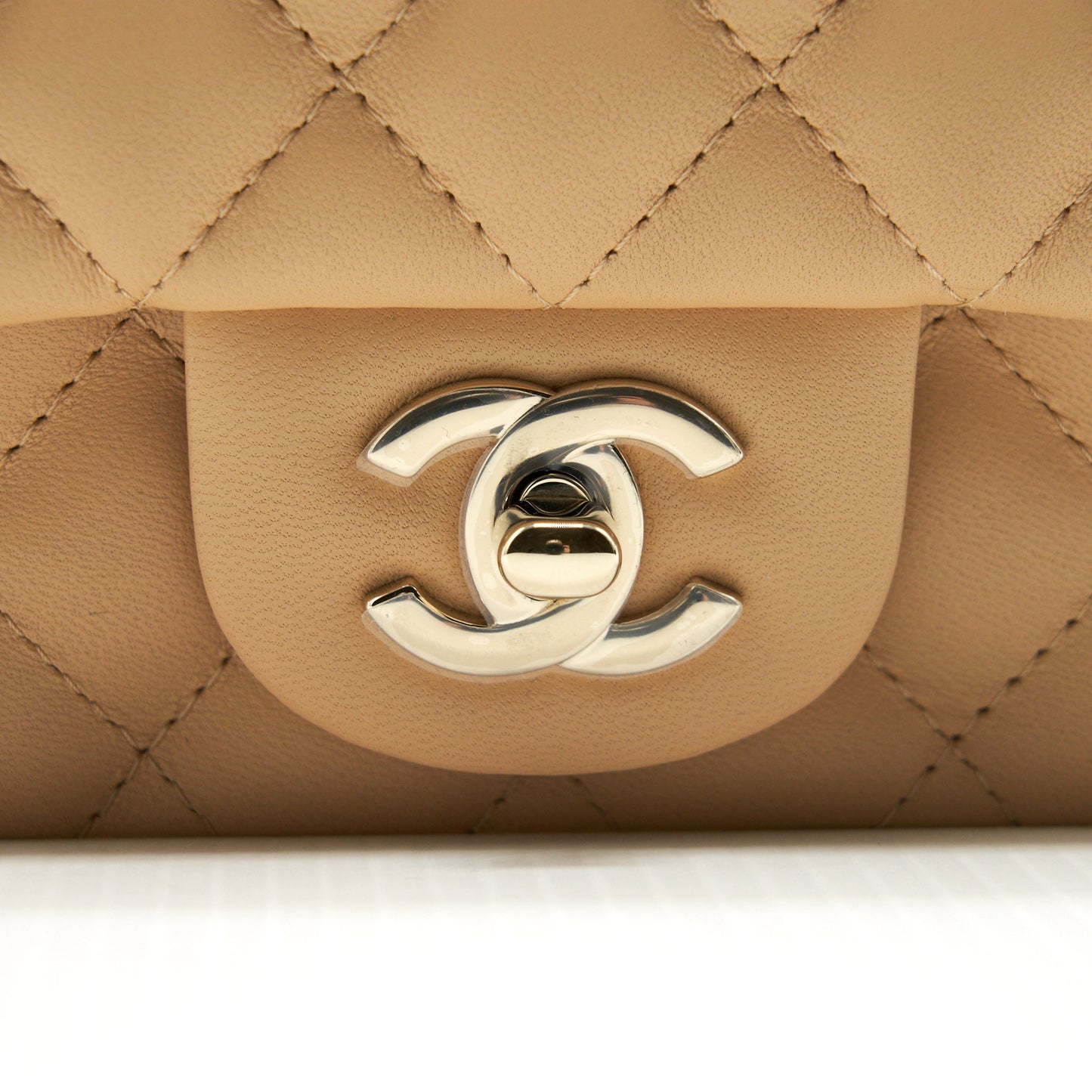 Chanel 22C Mini square flap Bag Lambskin beige L
