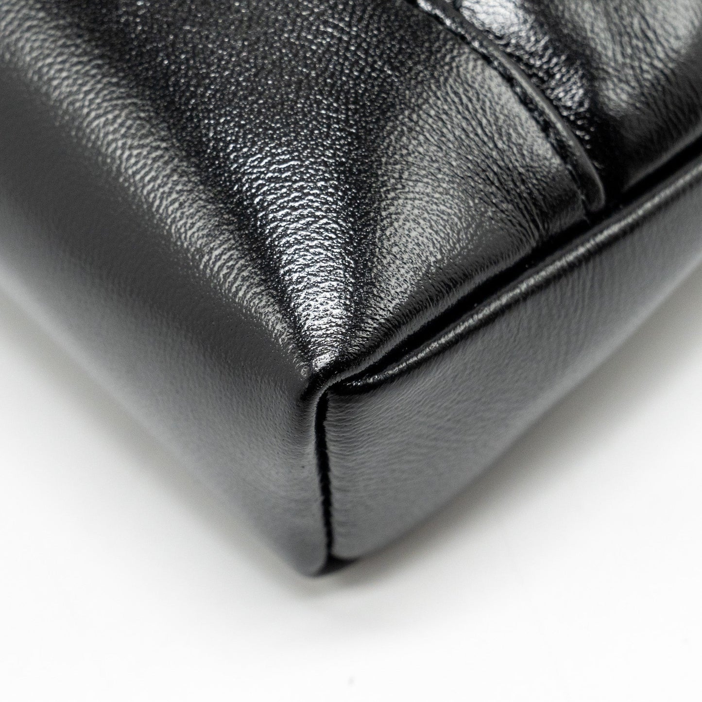 Chanel Mini 31 Clutch With Chain Shiny Calfskin Black L (Microchip)