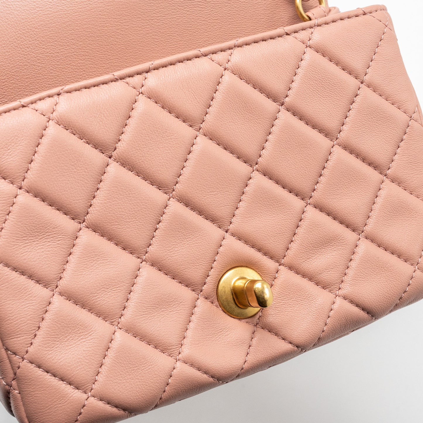 Chanel Pearl Crush Mini Square Flap Bag Lambskin Pink  (microchip)