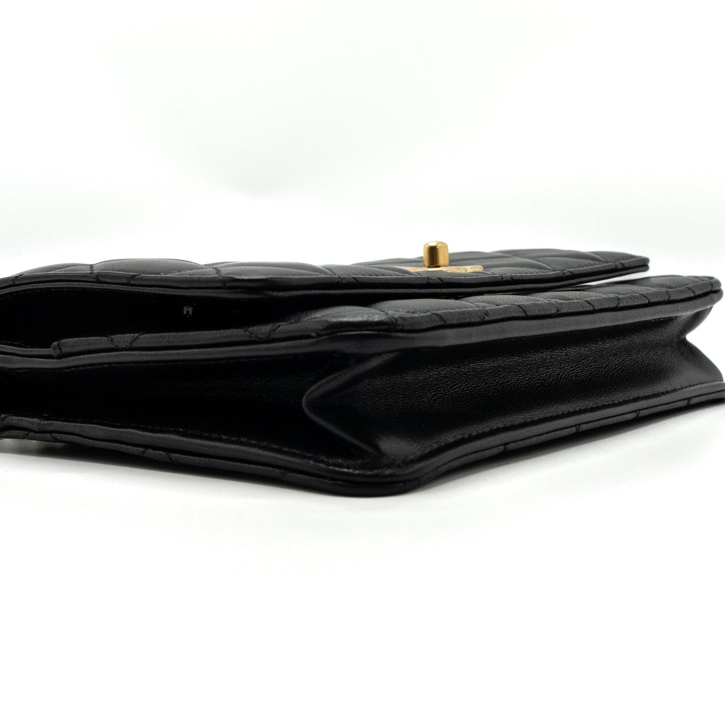 Chanel pearl crush wallet on chain lambskin BLACK  (microchip)