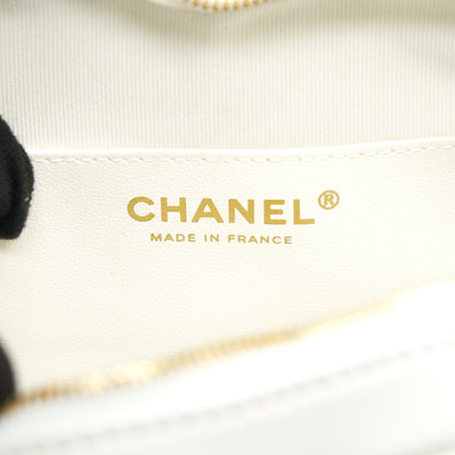 Chanel 22S Heart Bag Lambskin White L